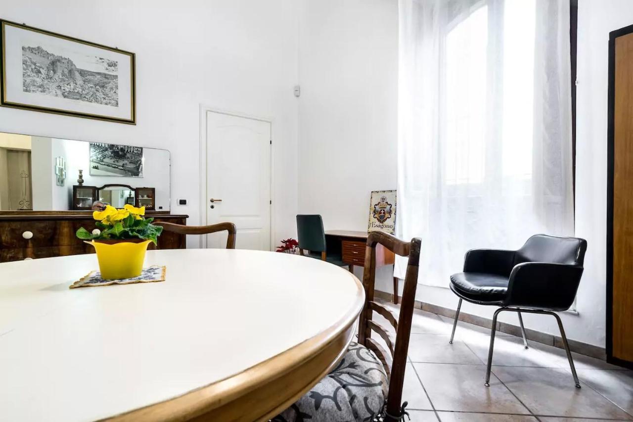 Esagono Monello Hotel Avola Bagian luar foto