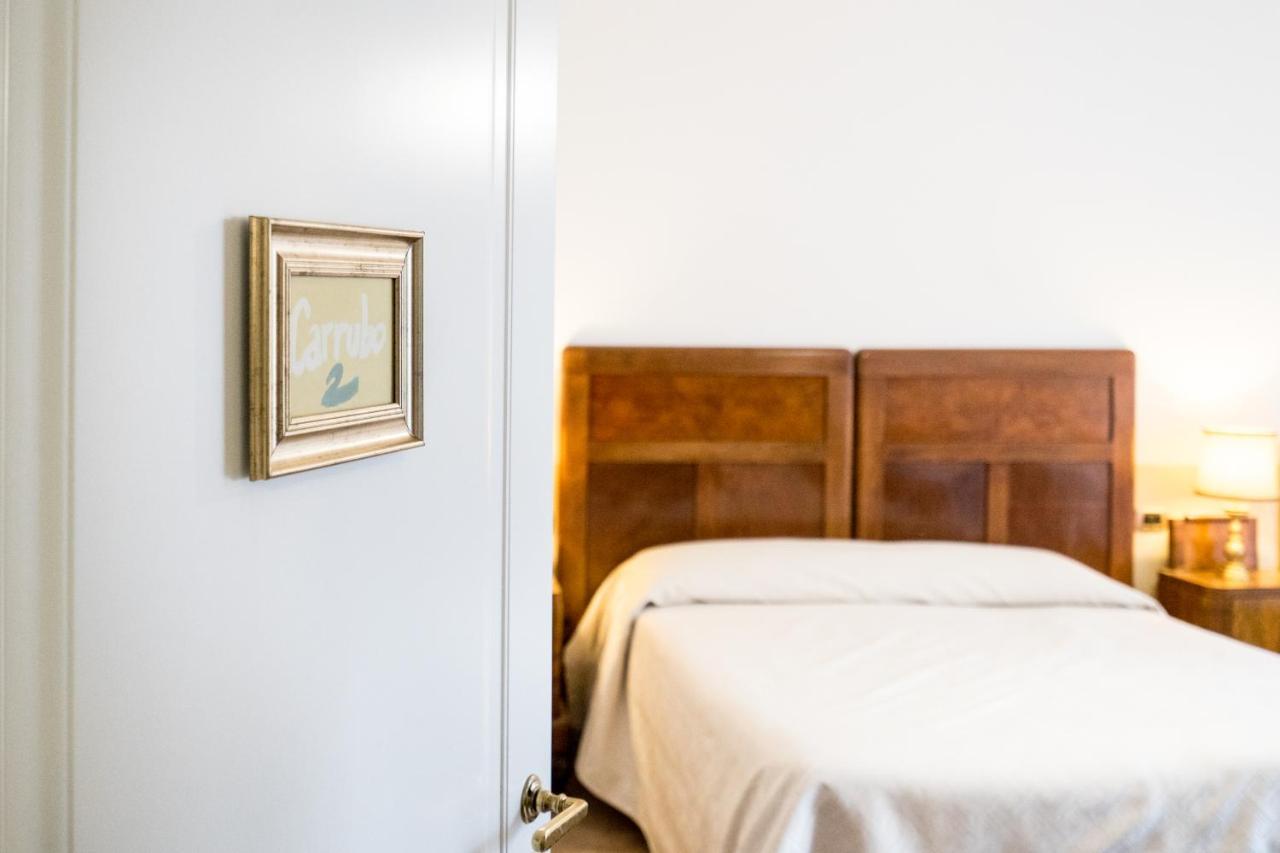 Esagono Monello Hotel Avola Bagian luar foto