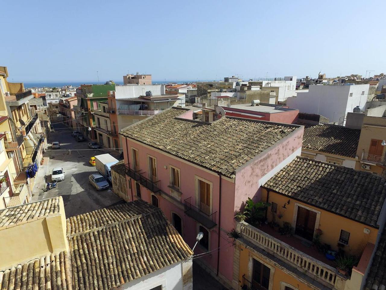 Esagono Monello Hotel Avola Bagian luar foto